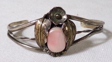 Fred Harvey Old Pawn Silver Pink MOP Native American Navajo Bracelet - Additional view 3