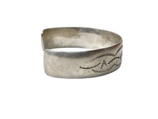 Vintage Fred Harvey era sterling silver hand stamped Navajo cuff bracelet - Additional view 3