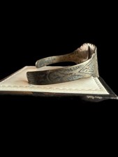 1940s Fred Harvey Navajo Coin Silver Stamped Arrow & Thunderbird Cuff Bracelet - Additional view 20