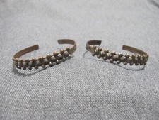 Vintage Fred Harvey style silvertone metal 2 small rusted cuffs bracelets - Additional view 11