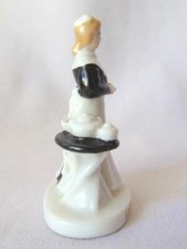 Vintage Fred HARVEY GIRL Railroad Hand Painted China Miniature Figurine - Additional view 3