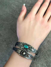 OLD FRED HARVEY ERA Navajo Turquoise CONCHO ARROW RATTLESNAKE Sterling Bracelet - Additional view 1