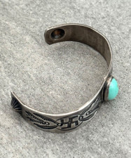 Old FRED HARVEY ERA Navajo Turquoise WHIRLING LOG REPOUSSE Silver Bracelet - Additional view 10