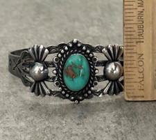 Vintage Fred Harvey Era Navajo CERRILLOS Turquoise Split Shank Sterling Bracelet - Additional view 11