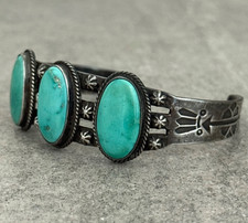 VTG Fred Harvey era Navajo WHIRLING LOG EAGLE FEATHERS Silver Turquoise Bracelet - Additional view 4
