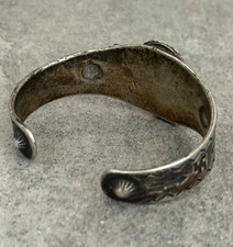 EARLY FRED HARVEY Navajo Turquoise RATTLESNAKE WHIRLING LOG Silver bracelet 47+g - Additional view 10