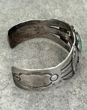 Old VTG FRED HARVEY ERA HAND STAMPED NAVAJO Turquoise Silver Bracelet 37g 7 in - Additional view 10