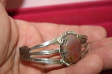 Old Fred Harvey Era Native American Sterling Silver Stamped Cuff Bracelet Agate? - Additional view 4