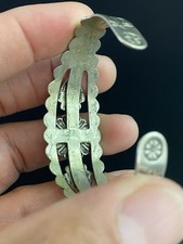 Fred Harvey Style Native American Style Turquoise Alpaca Silver Cuff Bracelet - Additional view 9