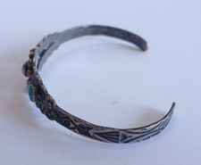 VINTAGE FRED HARVEY NAVAJO SILVER TURQUOISE CUFF BRACELET - Additional view 3