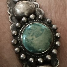 Fred Harvey Era Navajo Sterling Silver Stamped Turquoise Cuff Bracelet 27.3 Gram - Additional view 2