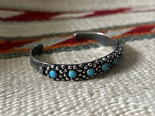 Fred Harvey Era Zuni Turquoise Flowers Stamped Sterling Silver Cuff Bracelet - Additional view 3