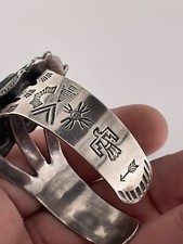 Vintage FRED HARVEY Navajo Carved Onyx Face Sterling silver Bracelet - Additional view 4