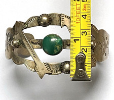 Fred Harvey Era Navajo Sterling & Turquoise Cuff Bracelet -Arrows & Thunderbirds - Additional view 12