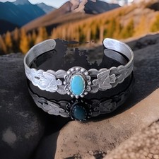Vintage Fred Harvey Era Turquoise Thunderbird Sterling Silver Bracelet Cuff - Additional view 1