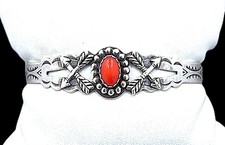 Vintage Fred Harvey Era Coral and Crossed Arrows Sterling Silver Cuff Bracelet - Additional view 2