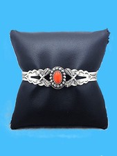 Vintage Fred Harvey Era Coral and Crossed Arrows Sterling Silver Cuff Bracelet - Additional view 5