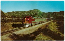 Santa Fe Warbonnet Streamliner Coast Range Train Postcard 1953 - Fred Harvey - Additional view 1
