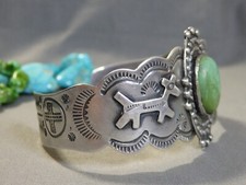 Fred Harvey Era NAVAJO Natural TURQUOISE Sterling Silver DOG HORSE Cuff Bracelet - Additional view 4