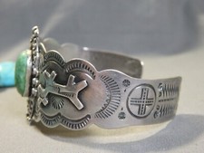 Fred Harvey Era NAVAJO Natural TURQUOISE Sterling Silver DOG HORSE Cuff Bracelet - Additional view 5