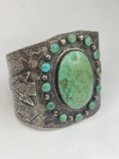 Vintage Early Fred Harvey Large Green Rhinestone Cuff Bracelet - Additional view 1