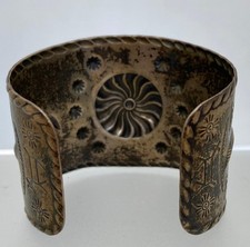 Fred Harvey Era Sterling Silver Stamped Cuff Bracelet 46g - Additional view 3