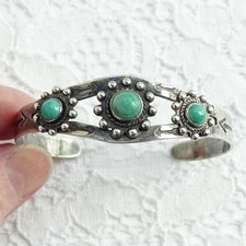 Vintage Fred Harvey Era Turquoise Thunderbird Cuff Bracelet Satellite Raindrops  - Additional view 11