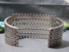 Fred Harvey Era ZUNI Natural TURQUOISE Coin Silver SNAKE EYES 87g Bracelet CUFF - Additional view 8