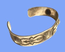 VTG Fred Harvey Era Sterling Silver WHIRLING LOG Repousse Cuff Bracelet WOW! - Additional view 1