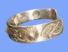 VTG Fred Harvey Era Sterling Silver WHIRLING LOG Repousse Cuff Bracelet WOW! - Additional view 2
