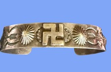 VTG Fred Harvey Era Sterling Silver WHIRLING LOG Repousse Cuff Bracelet WOW!