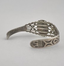 Vtg Fred Harvey Navajo Sterling Cerrillos Turquoise Stamped Arrow Cuff Bracelet - Additional view 4