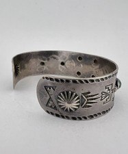 1930 Navajo Fred Harvey Silver Cerrillos Turquoise Whirling Log Thunderbird Cuff - Additional view 4