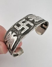 1930's Navajo Fred Harvey Silver Stamped Whirling Log Thunderbird Cuff Bracelet - Additional view 12
