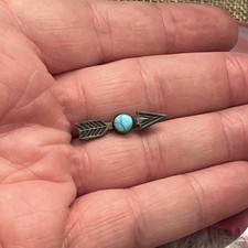 Early Native American Sterling Silver Fred Harvey Turquoise Arrow Pin 1” Long - Additional view 6