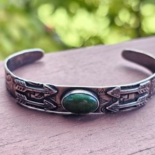Fred Harvey Era Navajo Sterling Silver Cuff Bracelet Green Turquoise Arrows Sign - Additional view 1