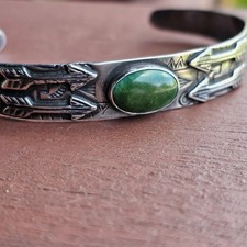 Fred Harvey Era Navajo Sterling Silver Cuff Bracelet Green Turquoise Arrows Sign - Additional view 6