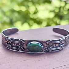 Fred Harvey Era Navajo Sterling Silver Cuff Bracelet Green Turquoise Arrows Sign