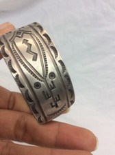 vtg.Native American Navajo Fred Harvey Era silver Stamp whirling  Cuff Bracelet - Additional view 5