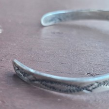 Vintage Fred Harvey Era Sterling Silver Turquoise Cuff Bracelet Arrow Motif - Additional view 6