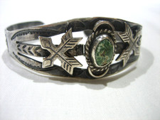 FRED HARVEY ERA NAVAJO STERLING SILVER ARROWS TURQUOISE CUFF BRACELET FOR REPAIR - Additional view 7