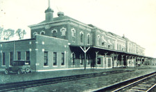 c1910 SANTA FE STATION TOPEKA KANSAS POSTCARD UNPOSTED TRAIN FRED HARVEY PHOTO