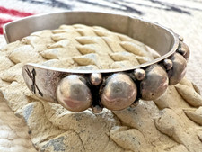 Vintage SOUTHWESTERN FRED HARVEY ERA RAINDROP cuff bracelet sterling 7