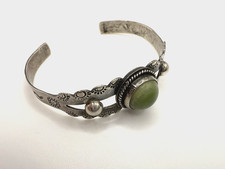 Vintage Fred Harvey Era Navajo Style Sterling Green Turquoise Cuff Bracelet - Additional view 13