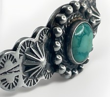 Fred Harvey Era Sterling Child's Navajo Cuff Bracelet with Turquoise Stone 7g - Additional view 12