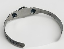 Fred Harvey Era Sterling Child's Navajo Cuff Bracelet with Turquoise Stone 7g - Additional view 4