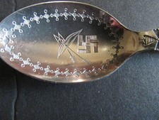 NAVAJO INDIAN SWASTIKA ARROWS FRED HARVEY Era STERLING SILVER SOUVENIR SPOON - Additional view 2