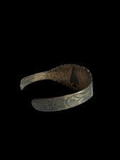 1940s Fred Harvey Navajo Coin Silver Stamped Arrow & Thunderbird Cuff Bracelet - Additional view 5