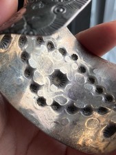 Old Fred Harvey Era Navajo Repousse&Stamped Sterling Silver Cuff Bracelet 64g - Additional view 5