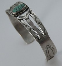 Fred Harvey Era Old Pawn Navajo Handwrought Symbol Stamped Turquoise Bracelet - Additional view 2